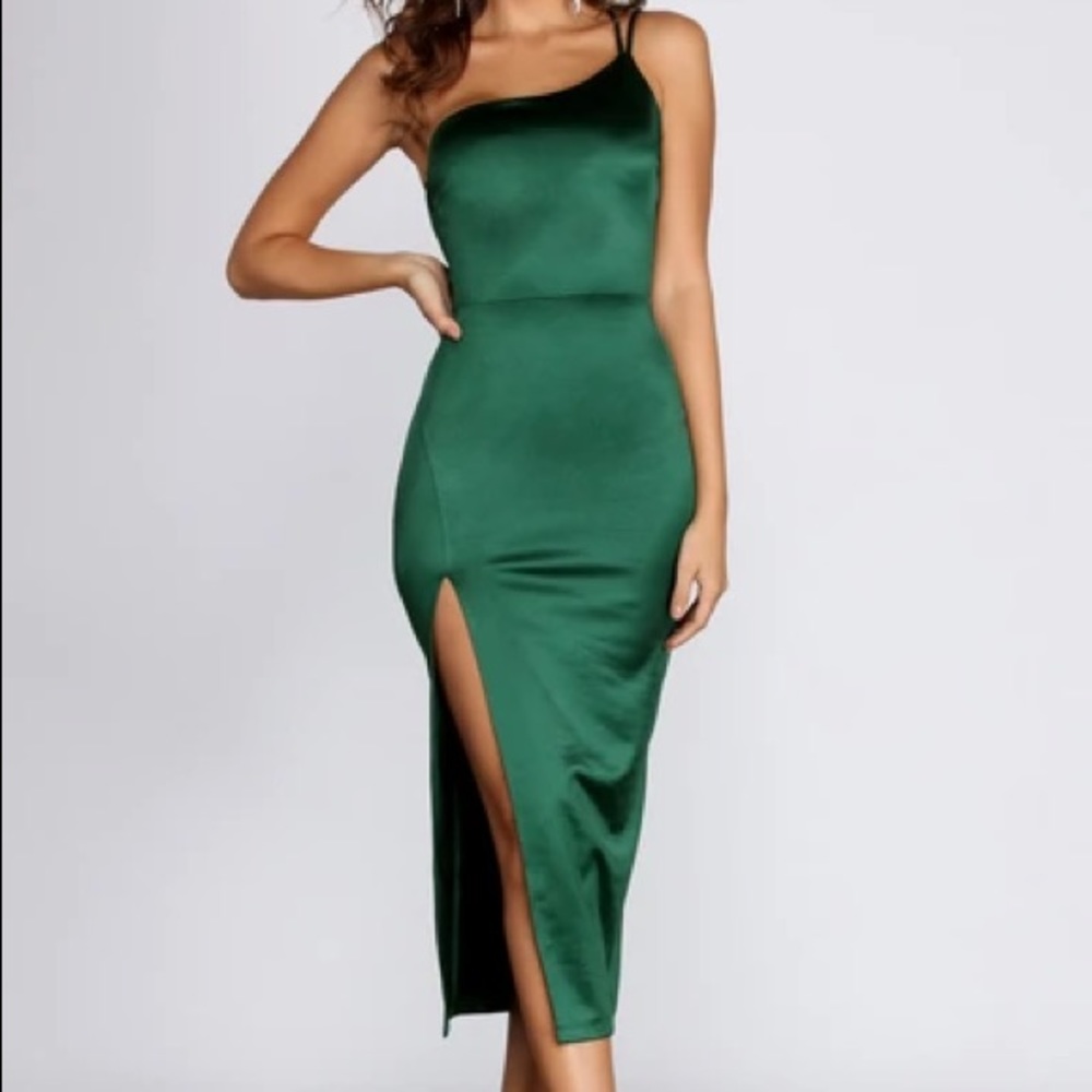 Emerald Midi Satin Dress with Front Slit